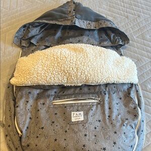 Gray Star-Patterned Kids Sleeping Bag